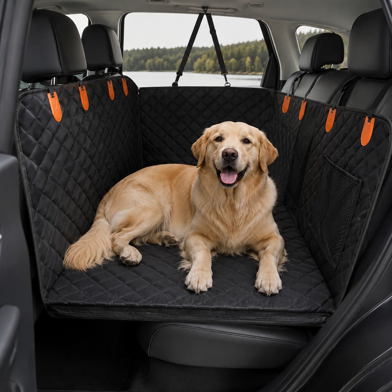 TryggTur XL™ - baksetebeskytter med hardt gulv - GodHund
